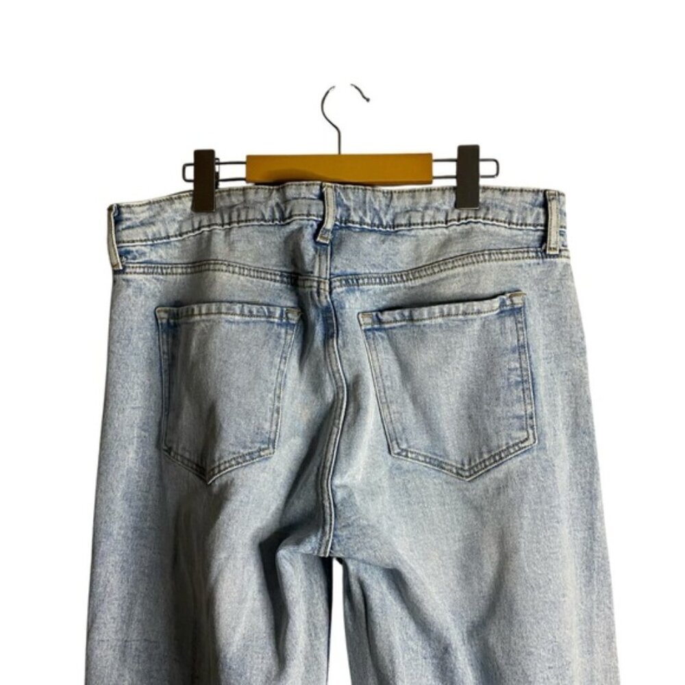 Old Navy Women's Light Wash High Waisted Wide Leg Destroyed Denim Jean - Picture 7 of 8